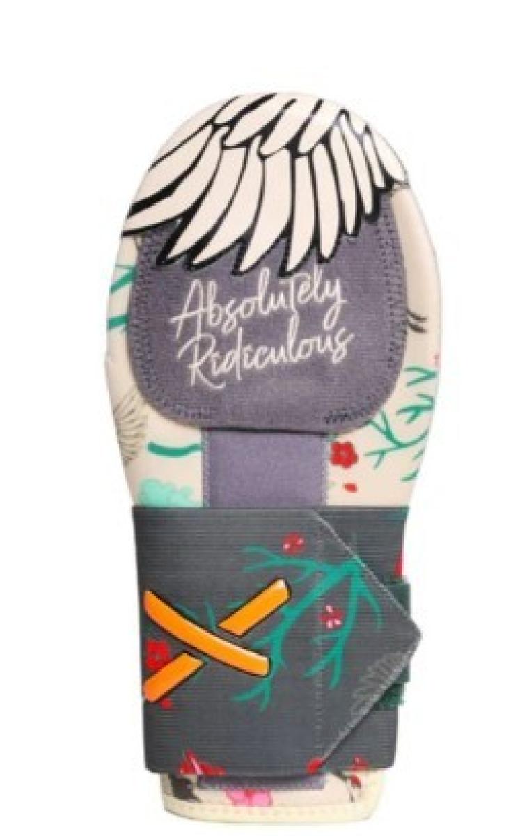 grandma's wallpaper sliding mitt