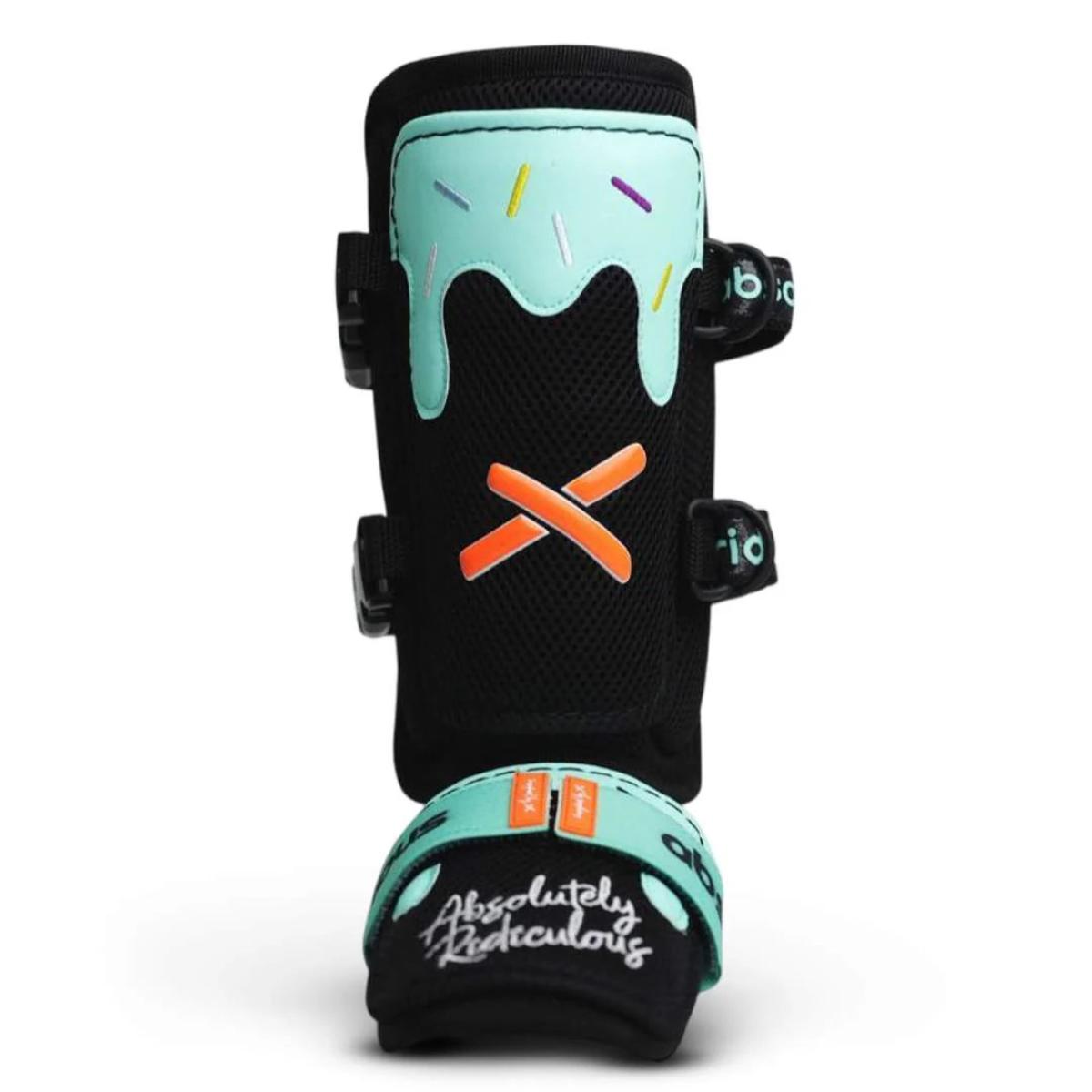 Mint Blackout Leg Guard